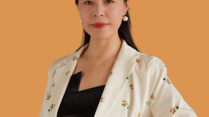 文化传媒公司岗位排名：揭秘行业高薪岗位与晋升路径**